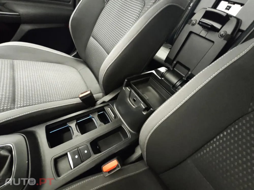 Ford Focus SW 1.0 EcoBoost MHEV Connected