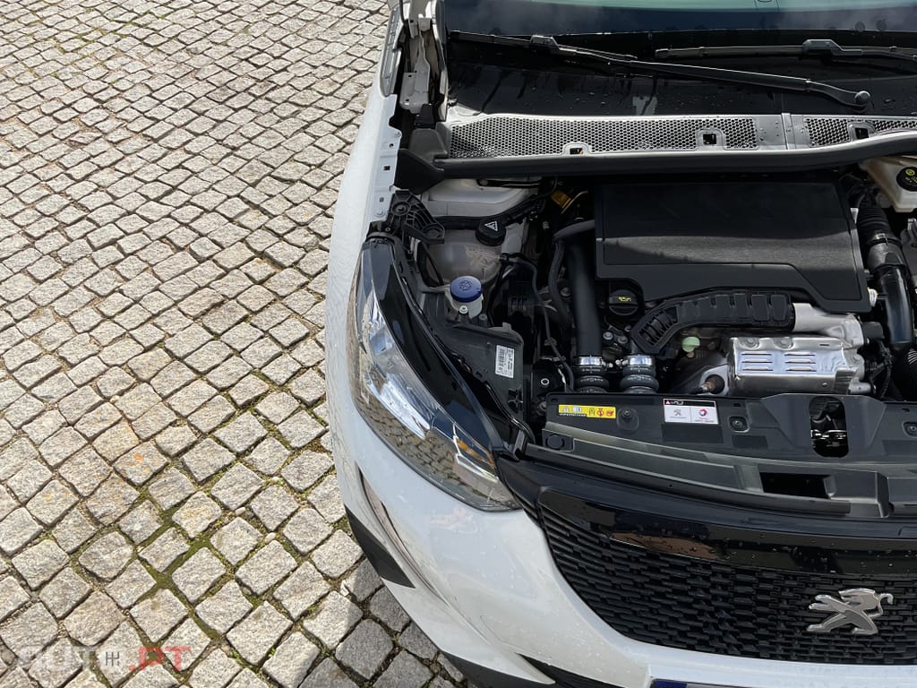 Peugeot 2008 1.2 PureTech Active