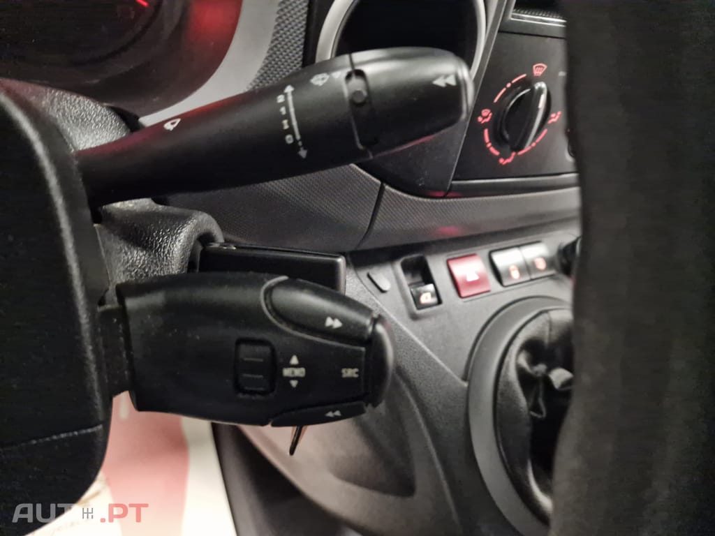 Peugeot Partner 1.6 BlueHDi L1 Premium 3L