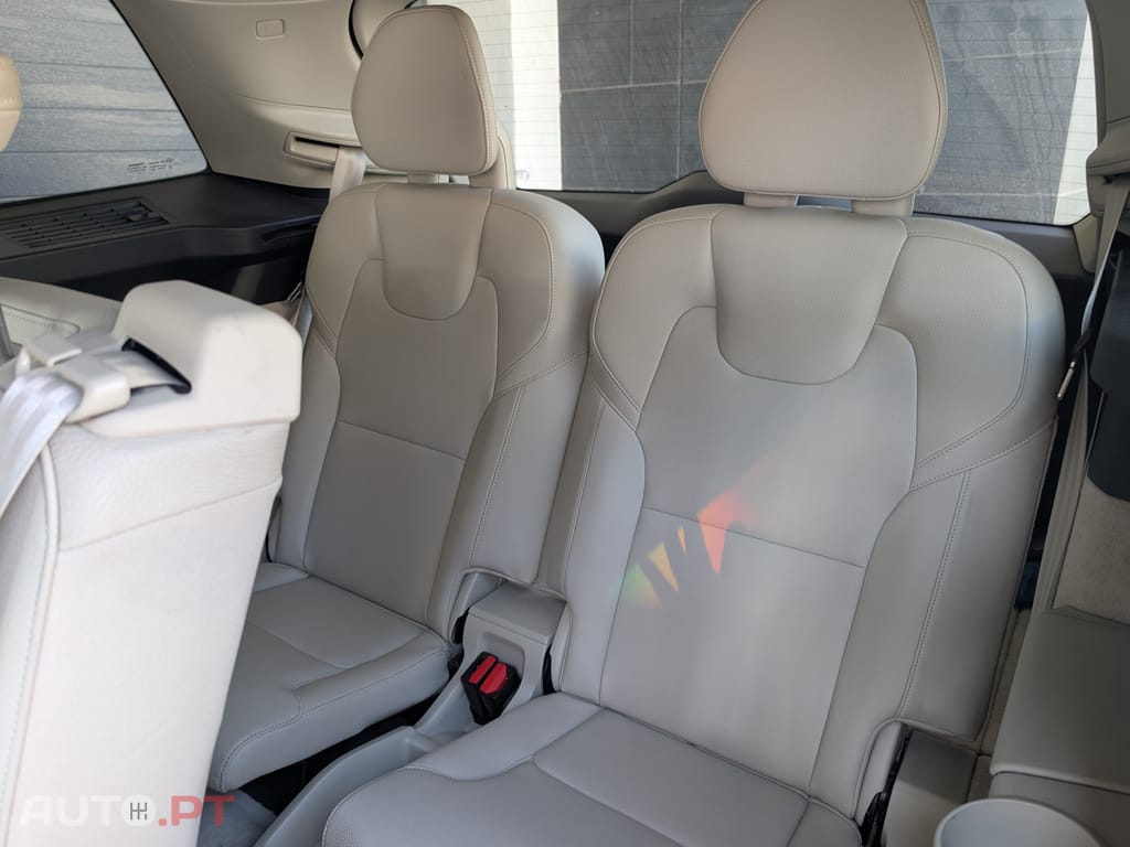 Volvo XC90 D4 Momentum