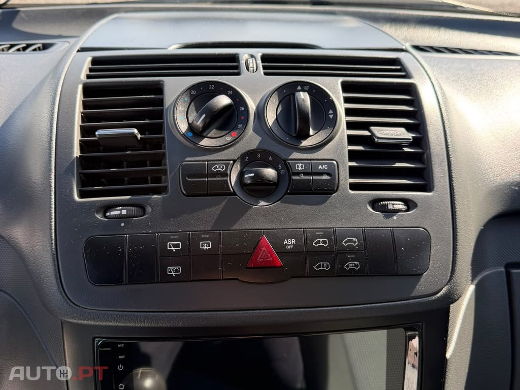 Mercedes-Benz Vito 5 LUGARES