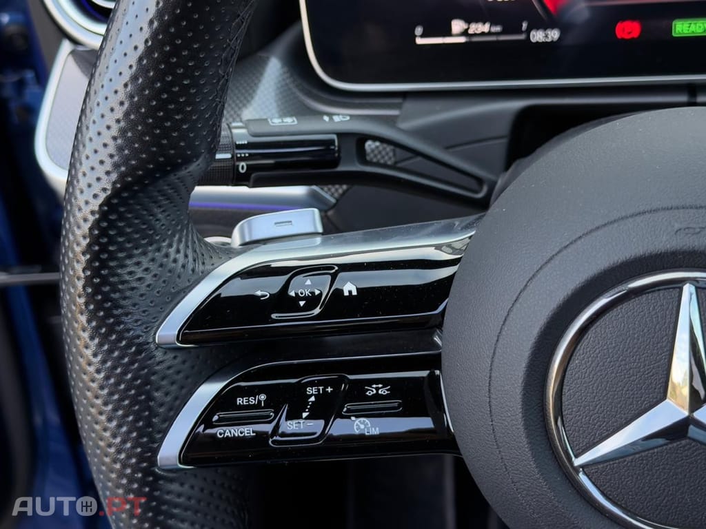 Mercedes-Benz C 300 C 300 e AMG Line PLUG - IN