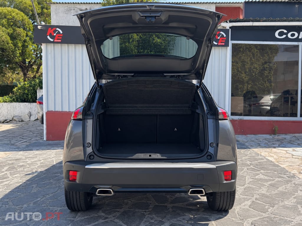 Peugeot 2008 1.2 PureTech Allure Pack EAT8