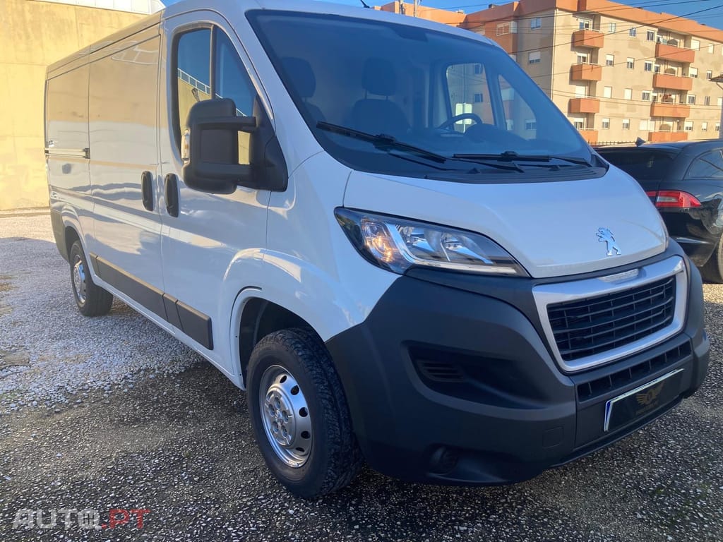 Peugeot Boxer 2.2 BLUEHDI 330 L2H1