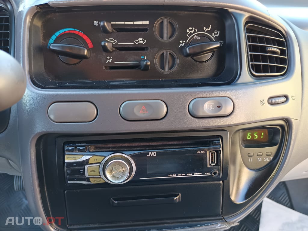 Mitsubishi L400 2.5 TD GL