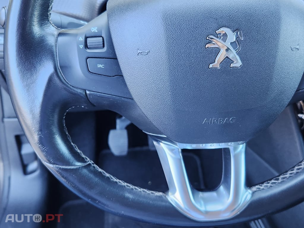 Peugeot 208 1.5 BlueHDi Allure