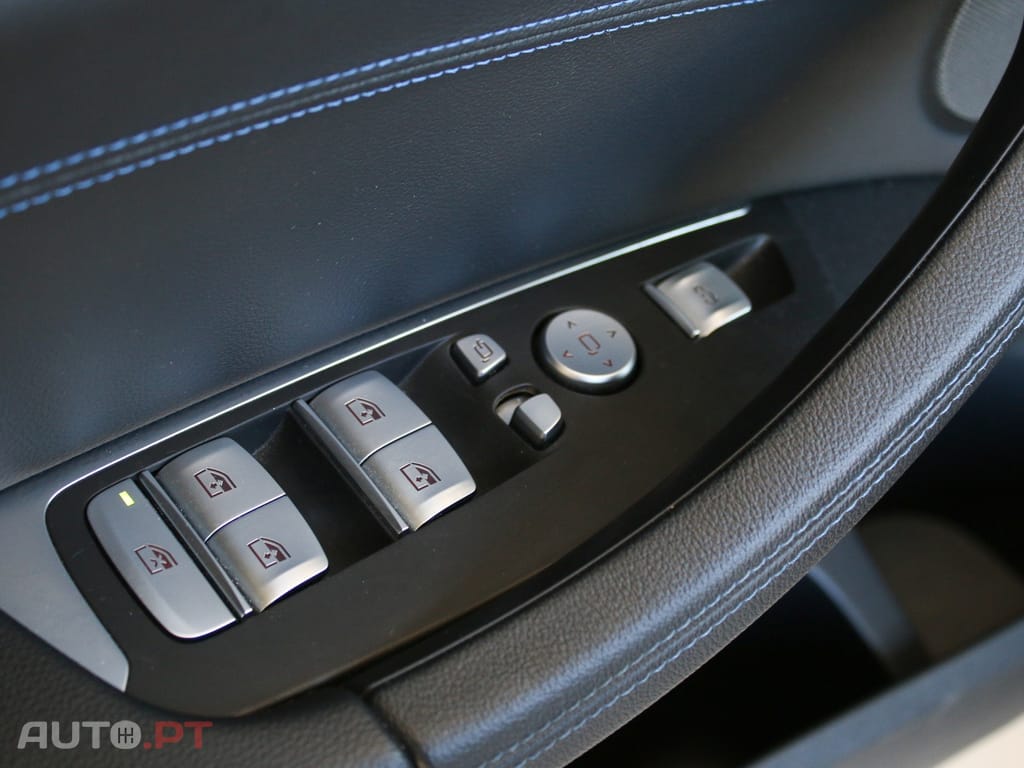 BMW iX3 M Sport Impressive