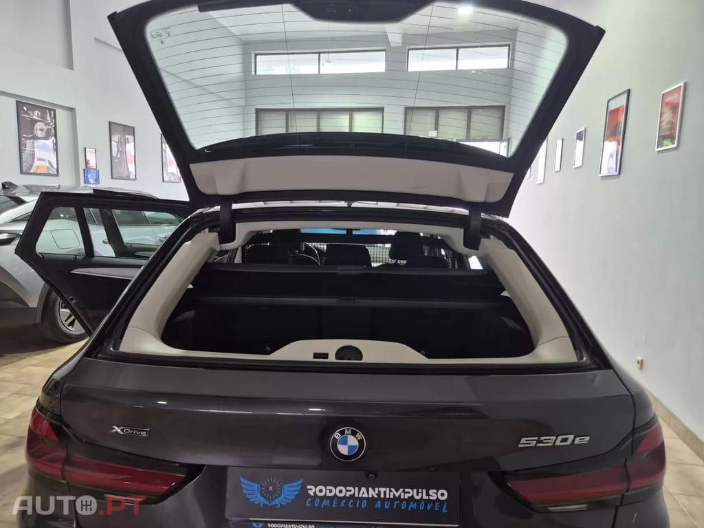 BMW 530 e xDrive Pack Desportivo M