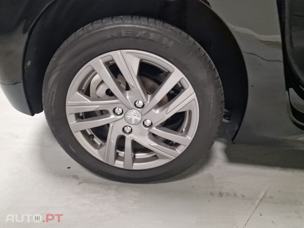 Peugeot 208 1.5 BLUEHDI 100CV ACTIVE