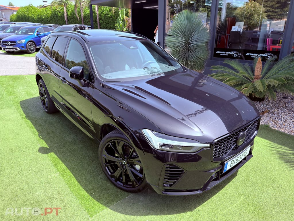 Volvo XC60 2.0 T6 PHEV Black Edition AWD