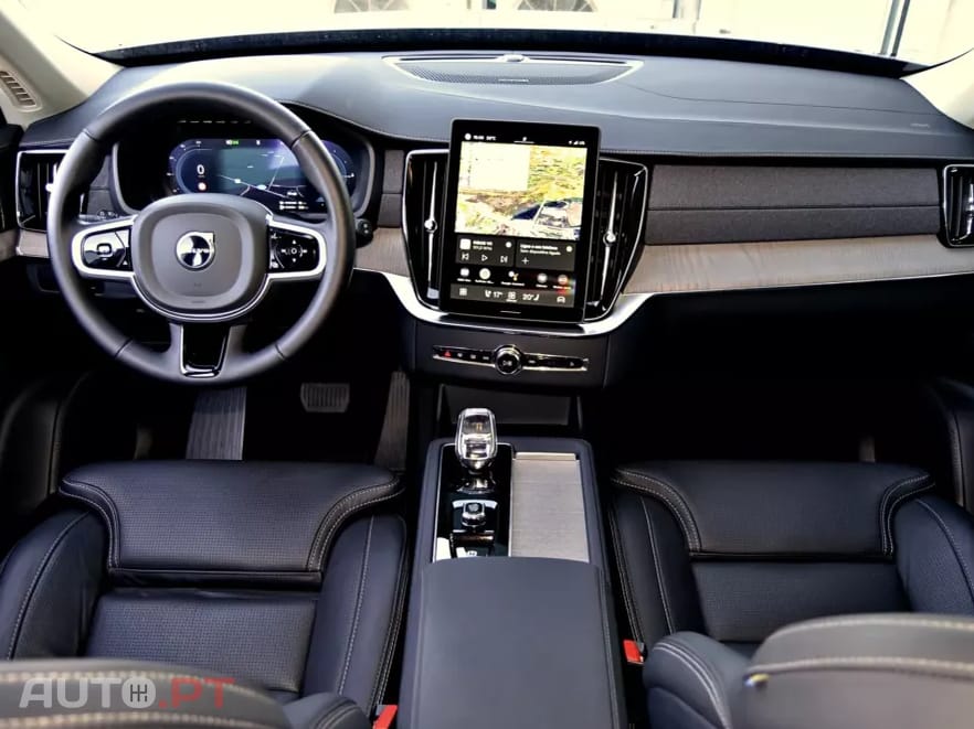 Volvo XC90 2.0 T8 PHEV Inscription Expression AWD