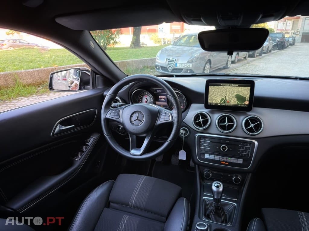 Mercedes-Benz CLA 180 d Shooting Brake Urban