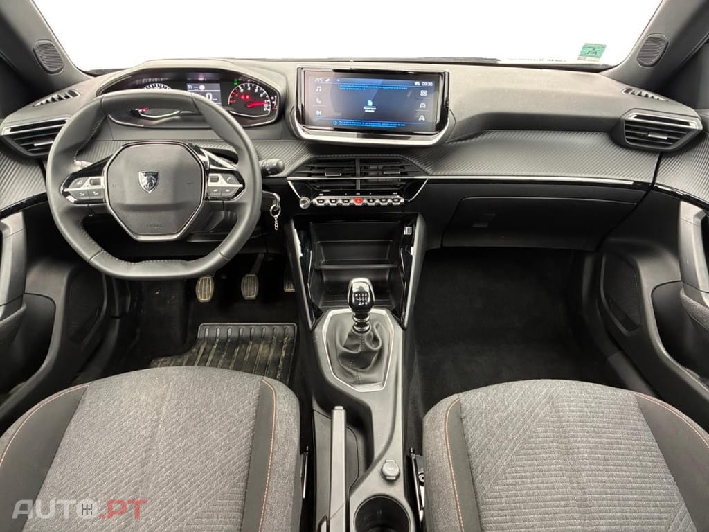 Peugeot 2008 1.2 PureTech Style
