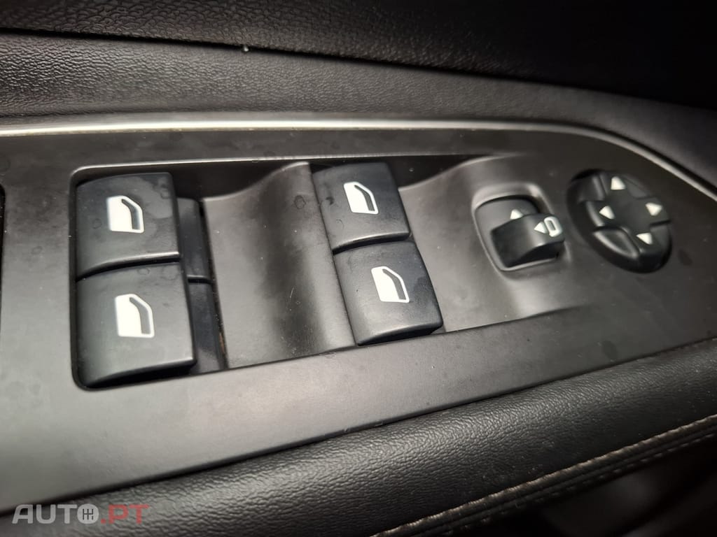 Peugeot 3008 1.2 PureTech Allure Pack