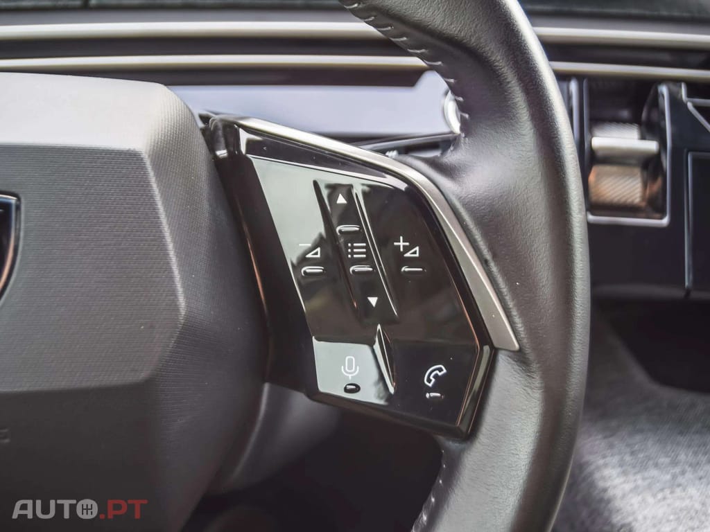 Peugeot 3008 1.2 Hybrid Allure e-DCS6