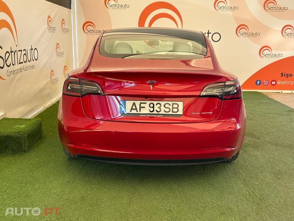 Tesla Model 3 Long Range Tração Integral