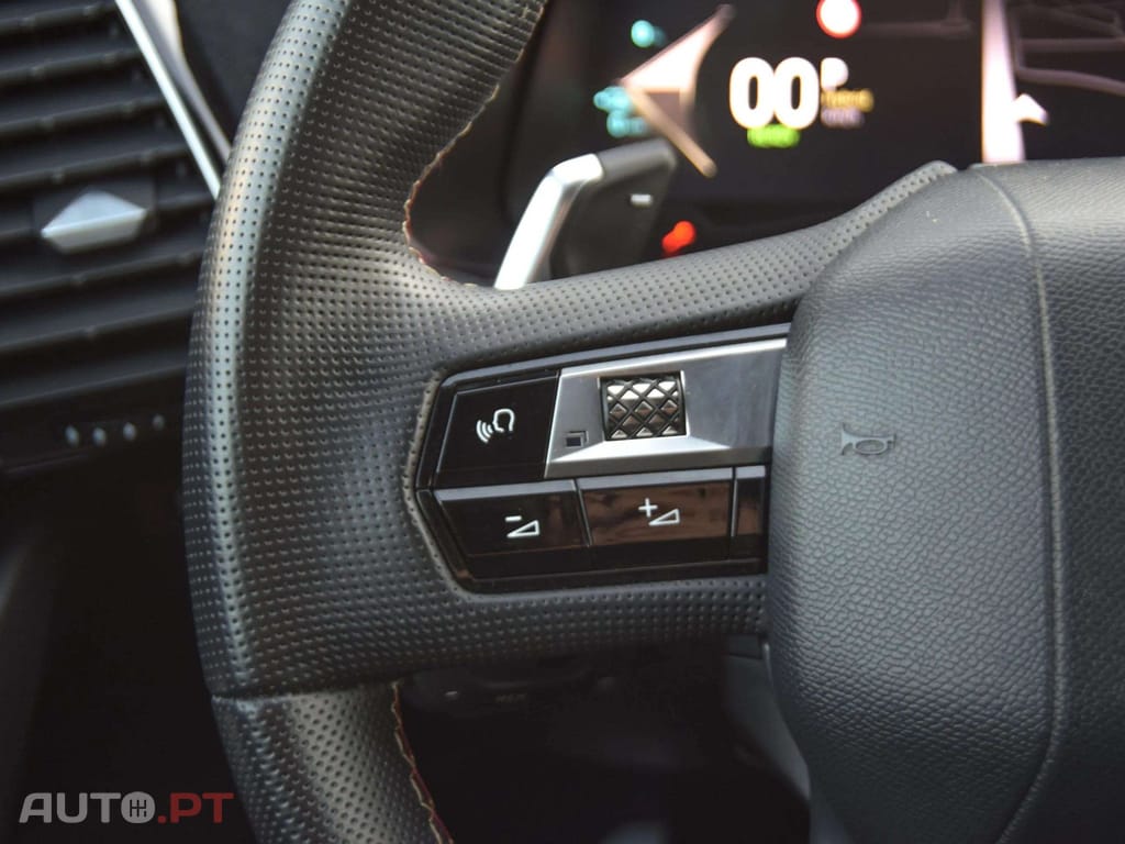 DS DS7 E-Tense Performance Line