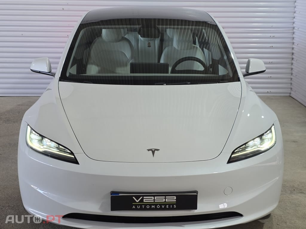 Tesla Model 3 Tração Traseira Premium