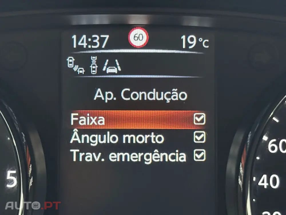 Nissan Qashqai 1.5 dCi Tekna Premium 17 Alcantara