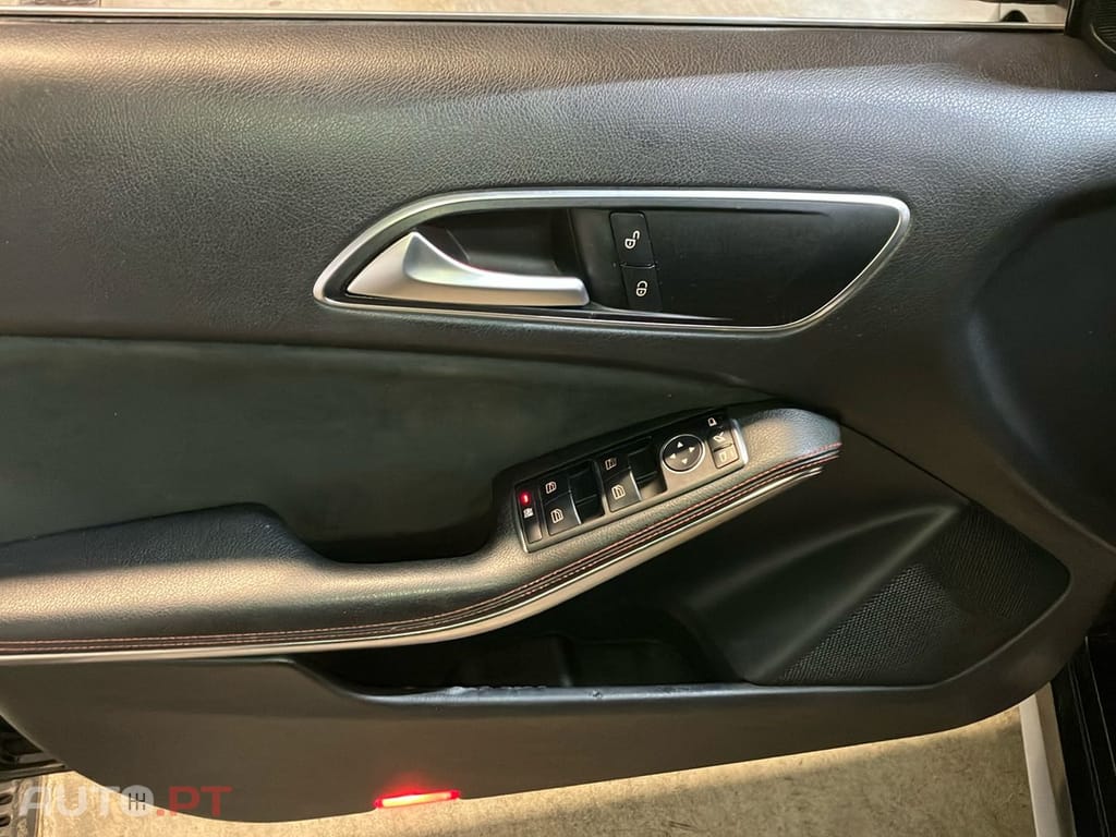 Mercedes-Benz A 45 AMG 4-MATIC