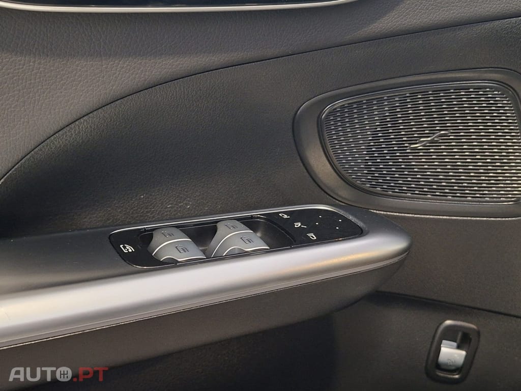 Mercedes-Benz C 300 e 9G-TRONIC AMG Line Advanced