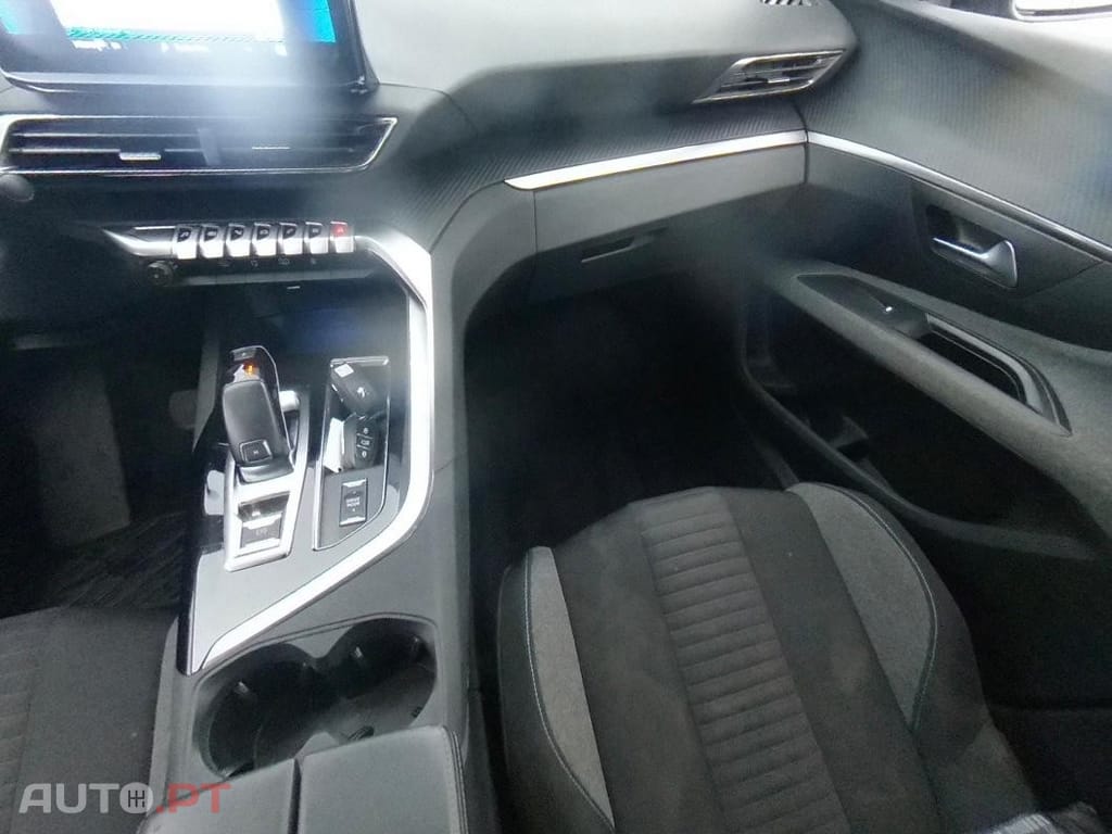 Peugeot 5008 BlueHDI 130 EAT8 Allure Business-Pack