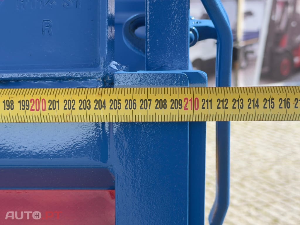 Toyota Dyna 7.5 T  GRUA + BASCULA