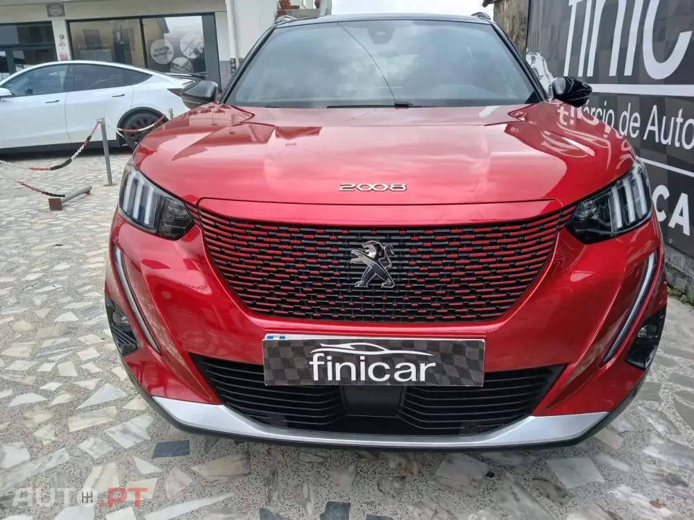 Peugeot E-2008 GT