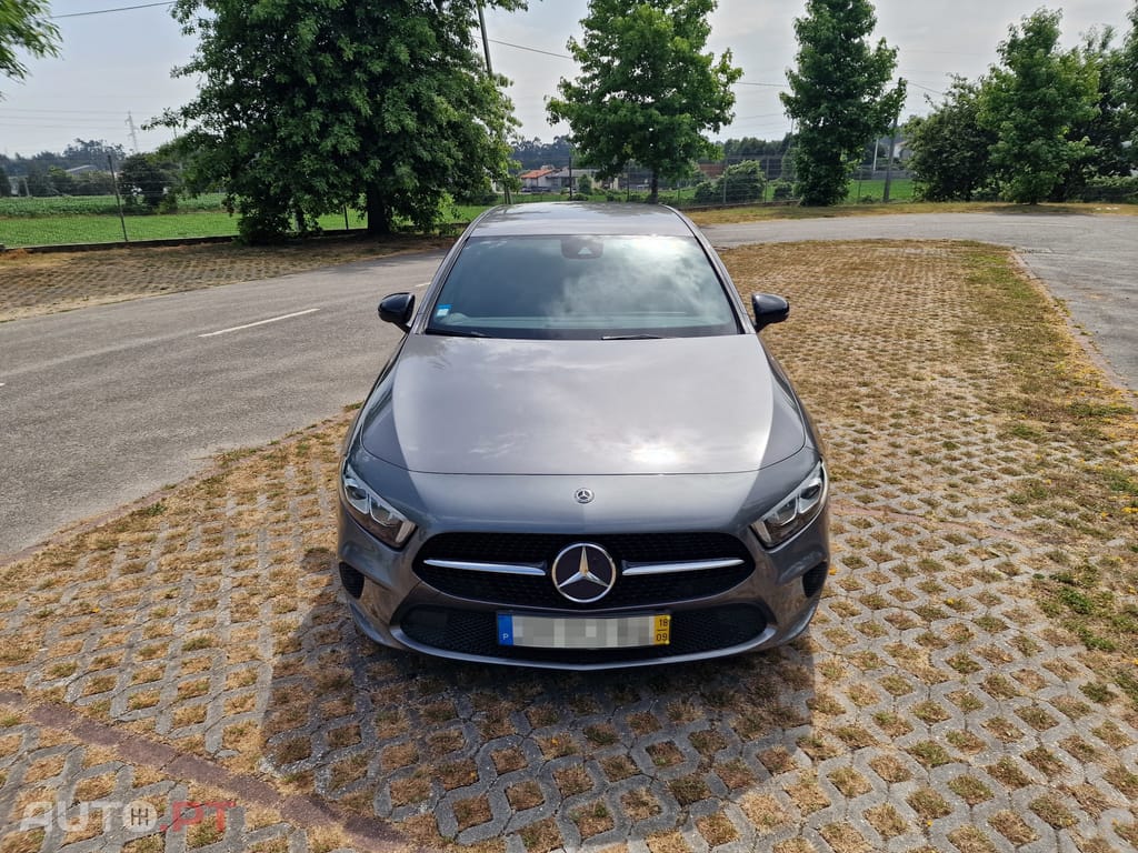 Mercedes-Benz A 180 BlueEFFICIENCY 1.5 Pack Night