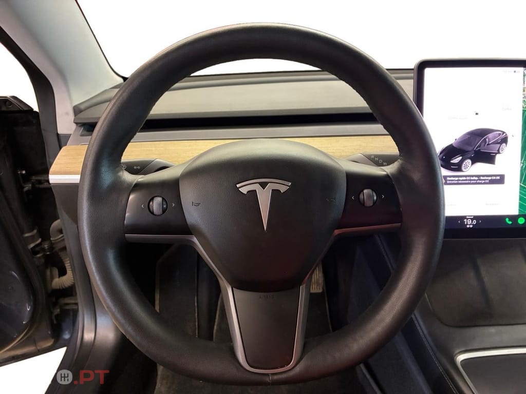 Tesla Model 3 Long-Range Dual Motor AWD