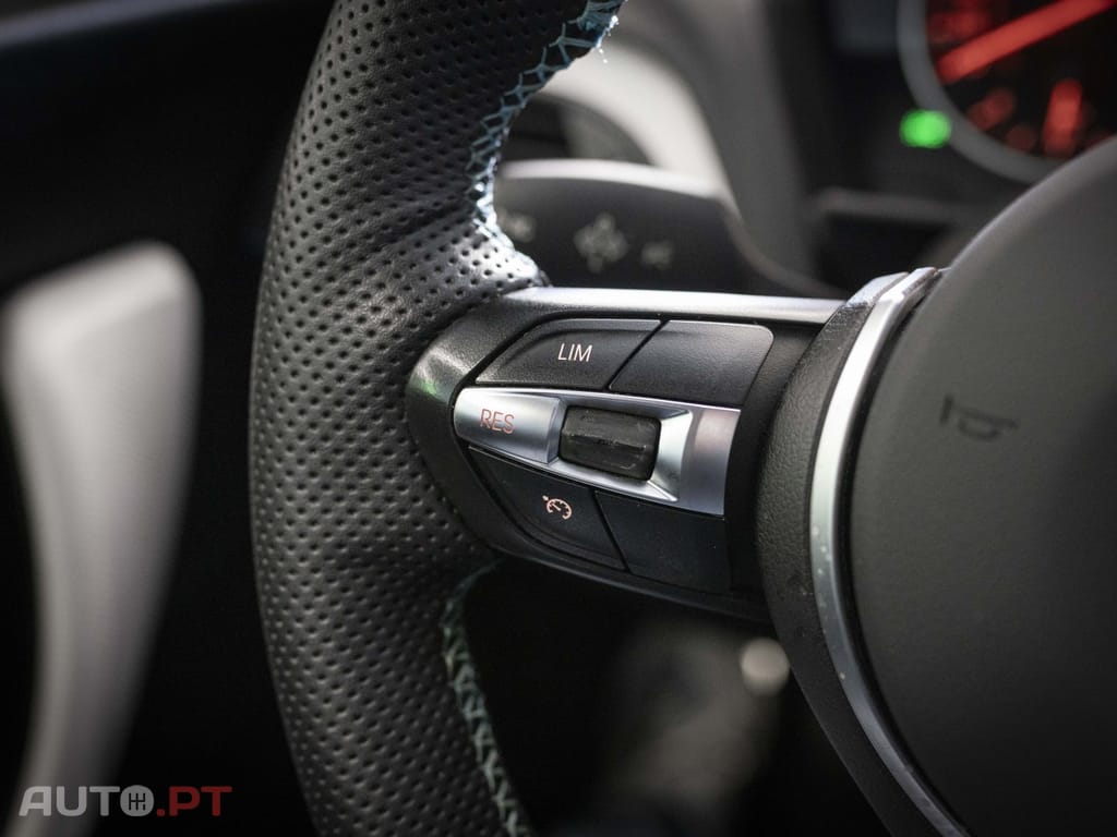 BMW 218 i Coupe Pack M