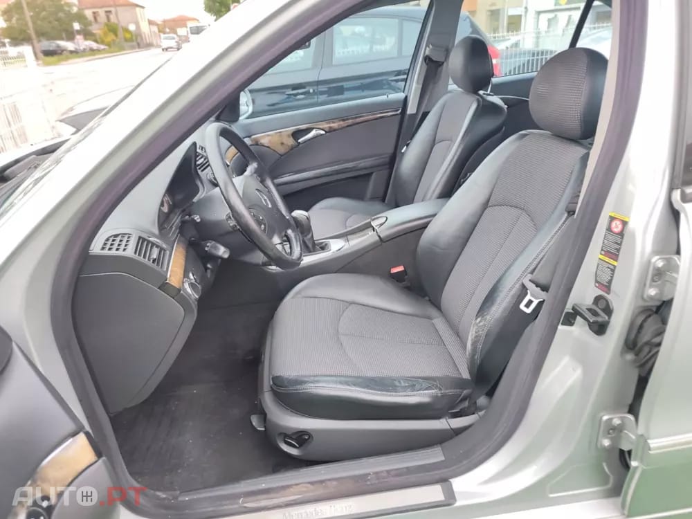 Mercedes-Benz E 220 CDi Avantgard