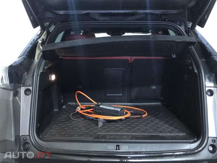 Peugeot 3008 1.6 Hybrid4 GT Pack e-EAT8