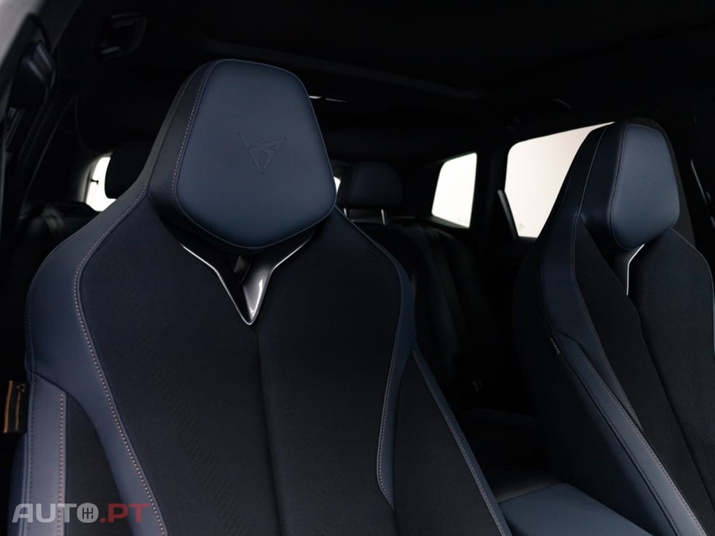 Cupra Terramar 1.5 e-Hybrid Tribe Edition DSG