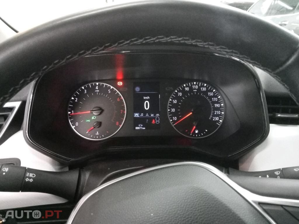 Renault Clio 1.0 TCe Evolution Bi-Fuel