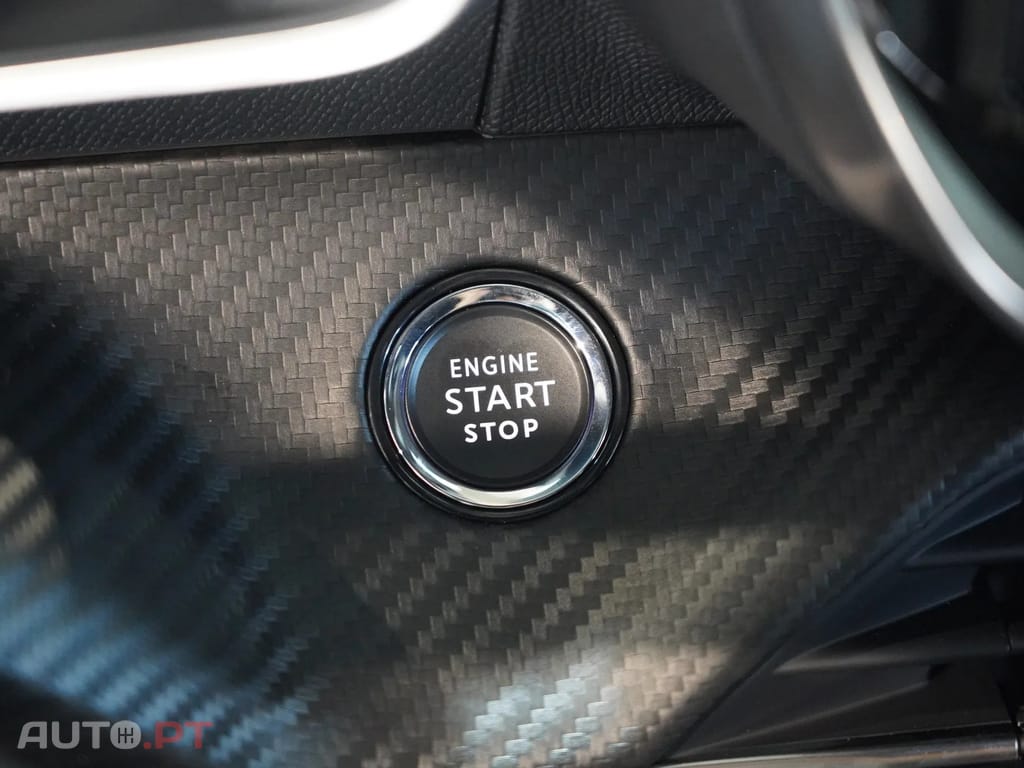 Peugeot E-2008 54 kWh GT