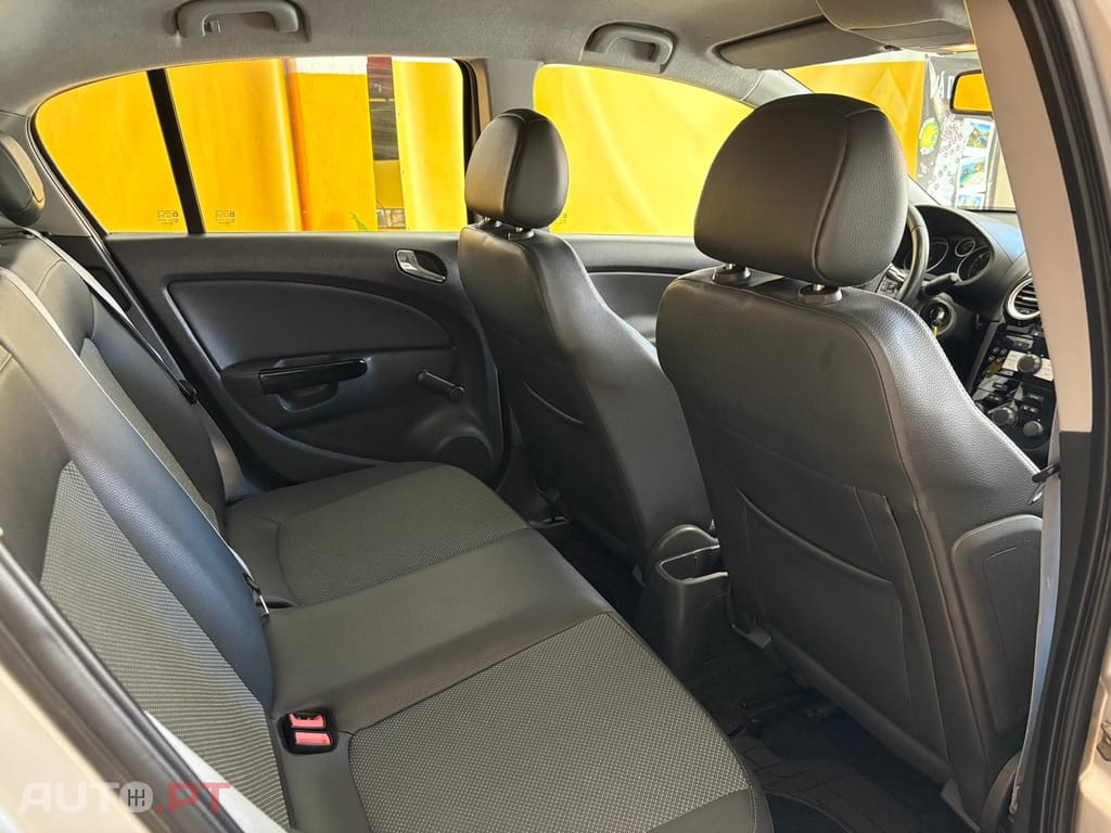 Opel Corsa 1.3 CDTi Enjoy ecoFLEX