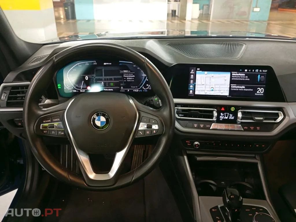 BMW 320 e Touring Corporate Edition Auto