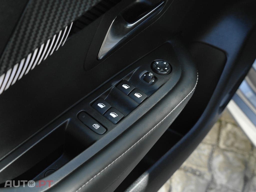 Peugeot 208 1.2 PureTech Allure