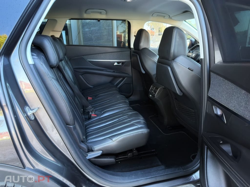 Peugeot 5008 1.5 BlueHDi Allure Pack EAT8