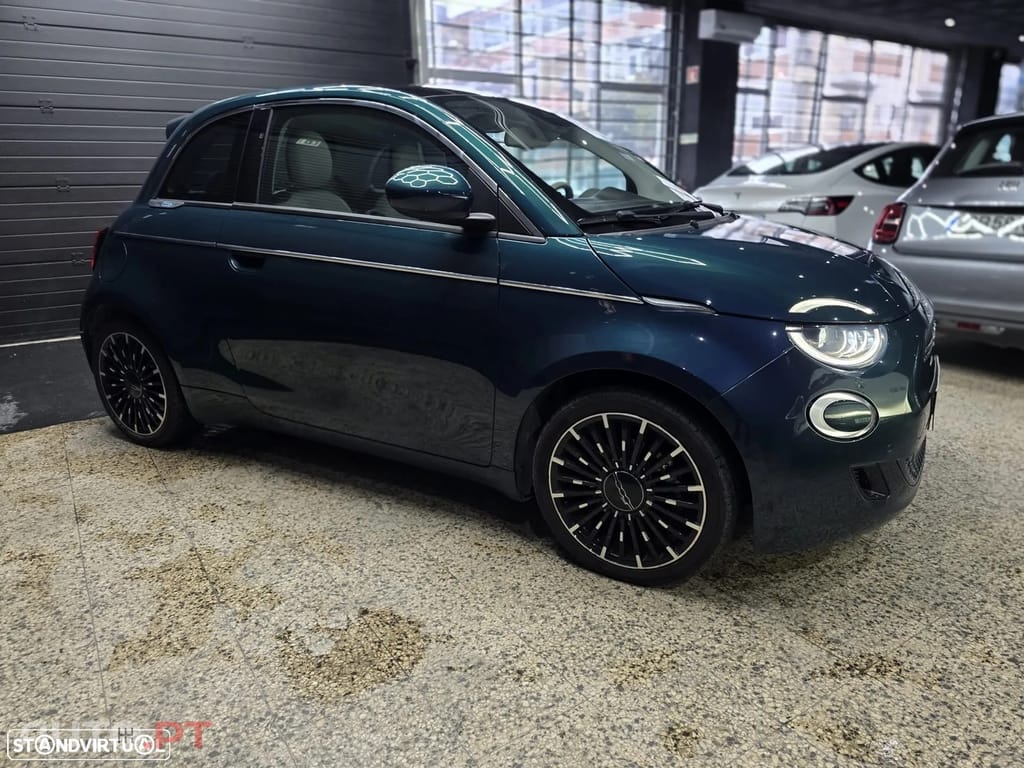 Fiat 500e La Prima