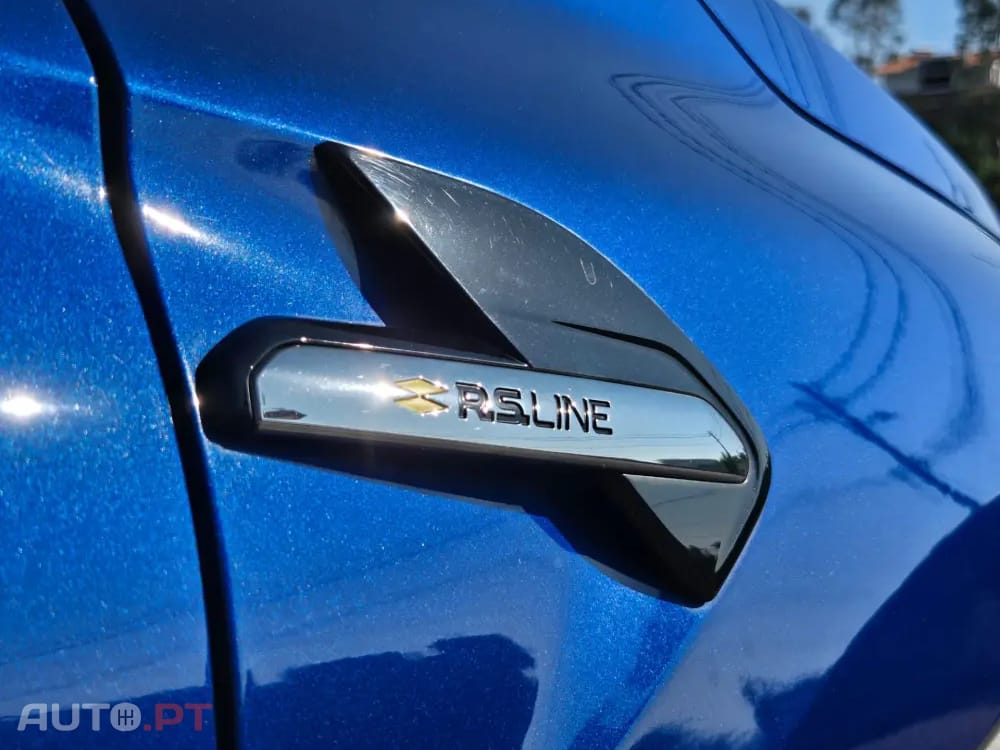 Renault Captur 1.6 R.S. LINE E-Tech Full Hybrid — fotografia 5
