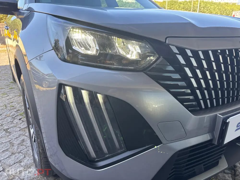 Peugeot 2008 Hybrid 145 e-DSC Allure