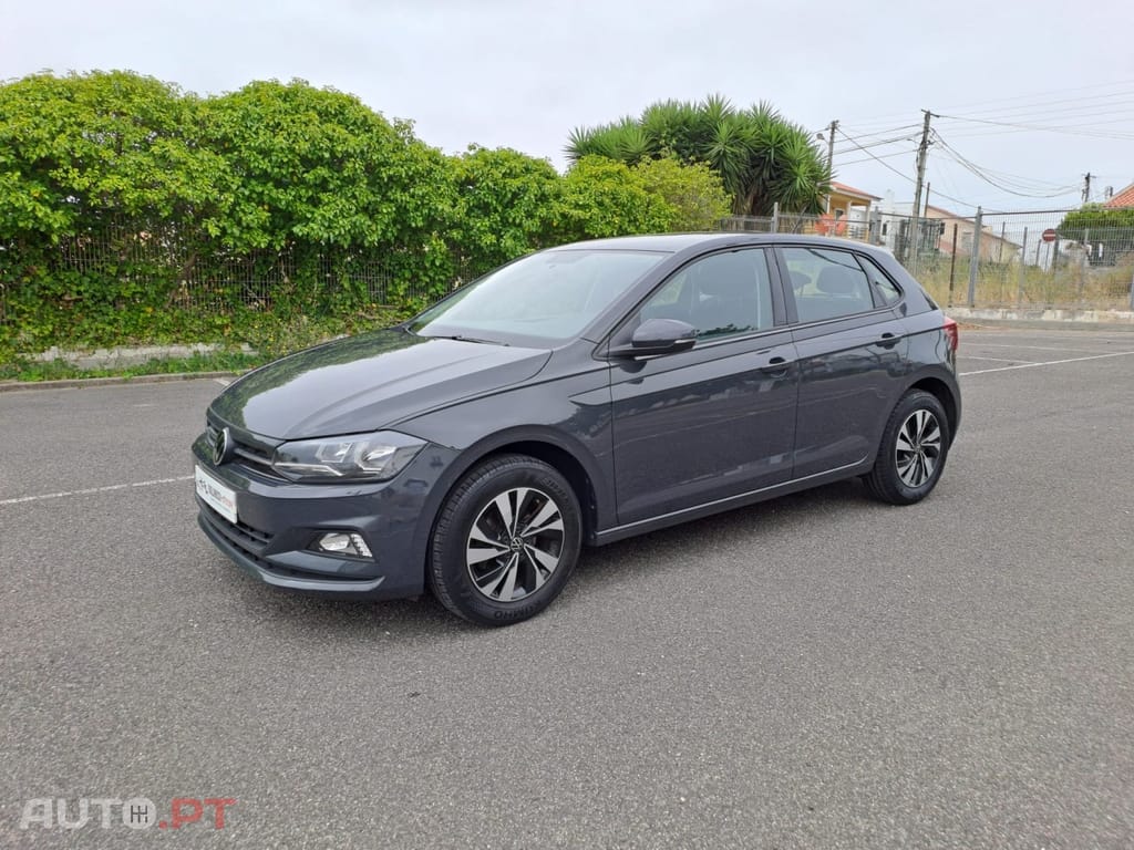 Volkswagen Polo 1.0 Confortline