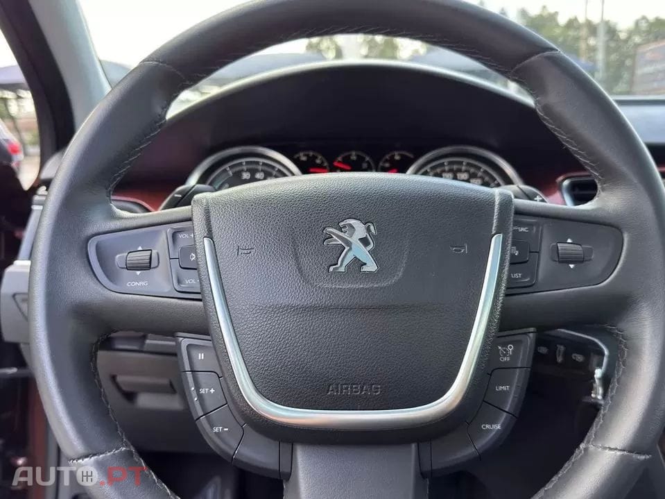 Peugeot 508 RXH 2.0 HDi Hybrid4 163cv 2-Tronic