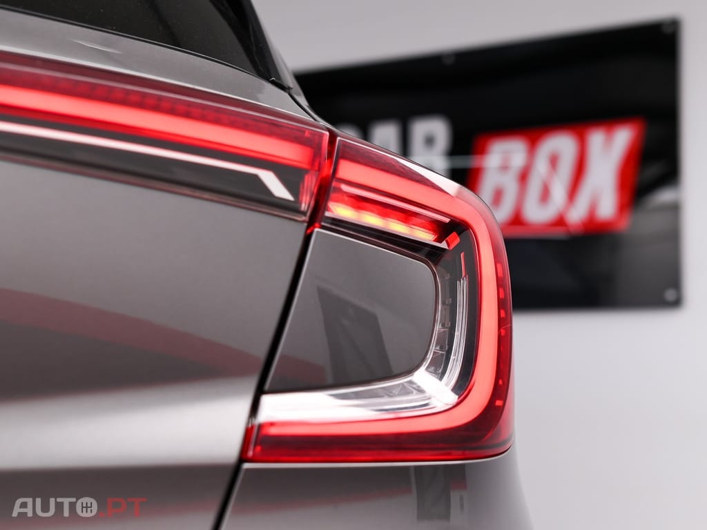Renault Captur 1.5 dCi Exclusive XMOD — fotografia 7