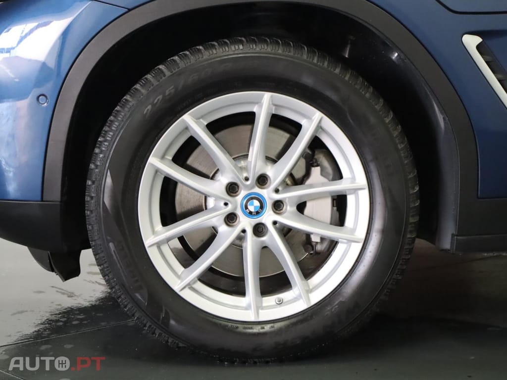 BMW X3 xDrive30e Auto