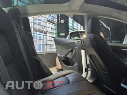 Tesla Model 3 Long Range AWD Dual Motor