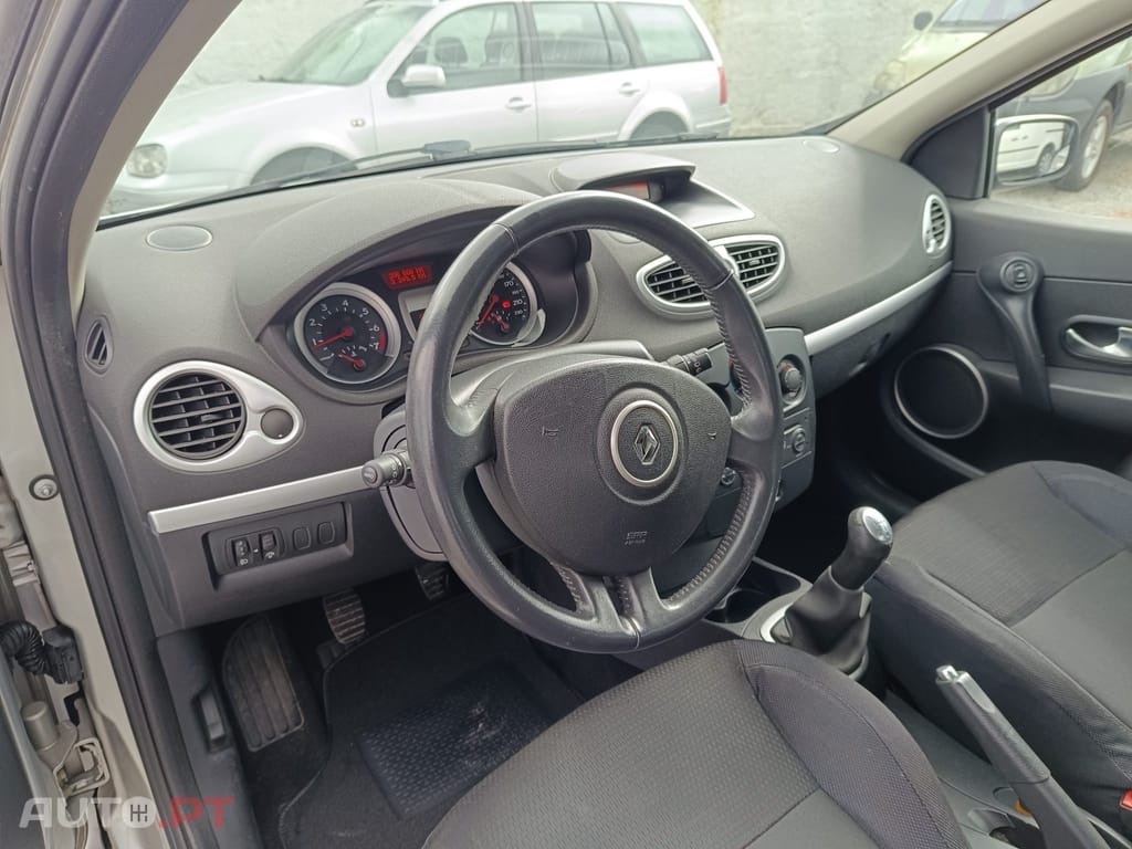 Renault Clio 1.2 16V Dynamique