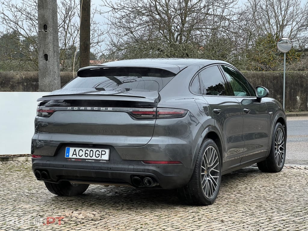 Porsche Cayenne E-Hybrid Platinum Edition